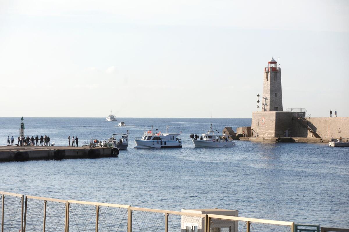 « On veut juste pouvoir continuer à vivre de notre métier » : le port de Nice bloqué par la colère des pêcheurs, le récit d’une journée pas comme les autres