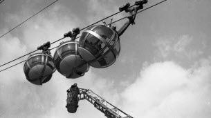 En images. Il y a 50 ans, l'inauguration des Bulles de Grenoble avait tourné au fiasco