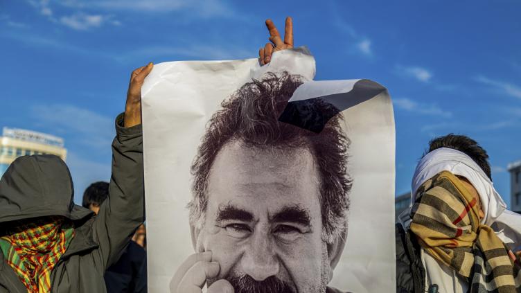 Turquie: Abdullah Öcalan, le chef emprisonné du PKK intègre une commission du processus de paix
