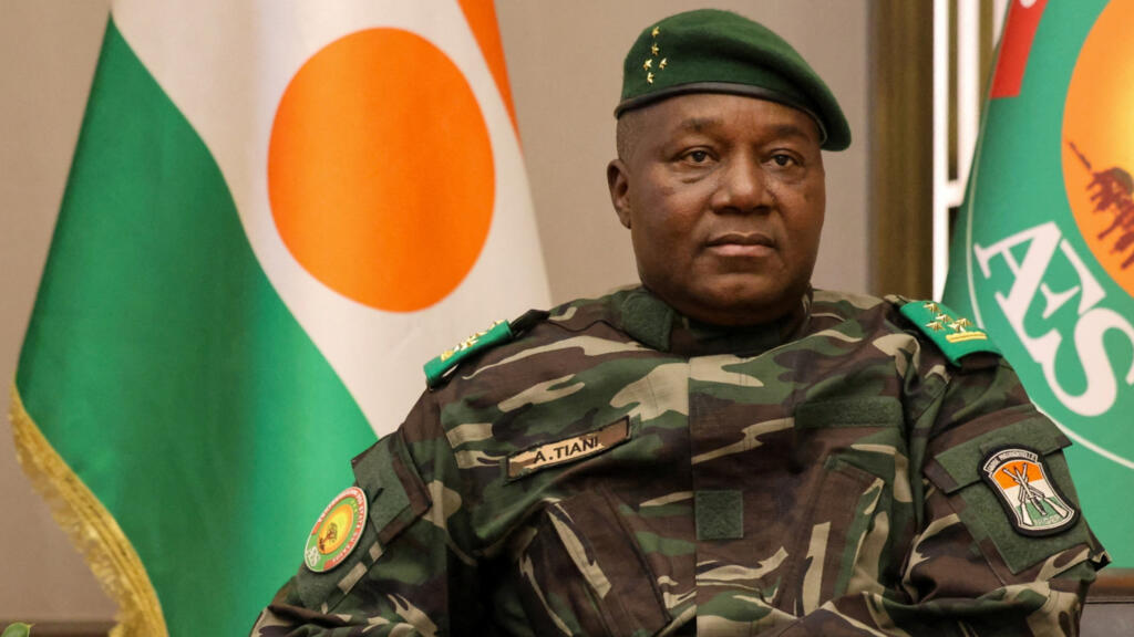 Niger: cinq personnes déchues provisoirement de leur nationalité sur décret d'Abdourahamane Tiani