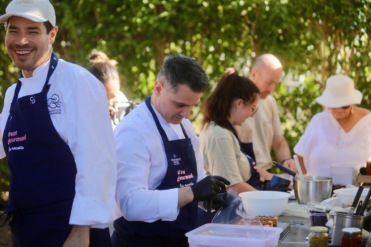 « La figue, c’est royal ! » : dans cette exploitation réputée du Var, une rencontre au sommet entre chefs pâtissiers autour de la figue AOP de Solliès