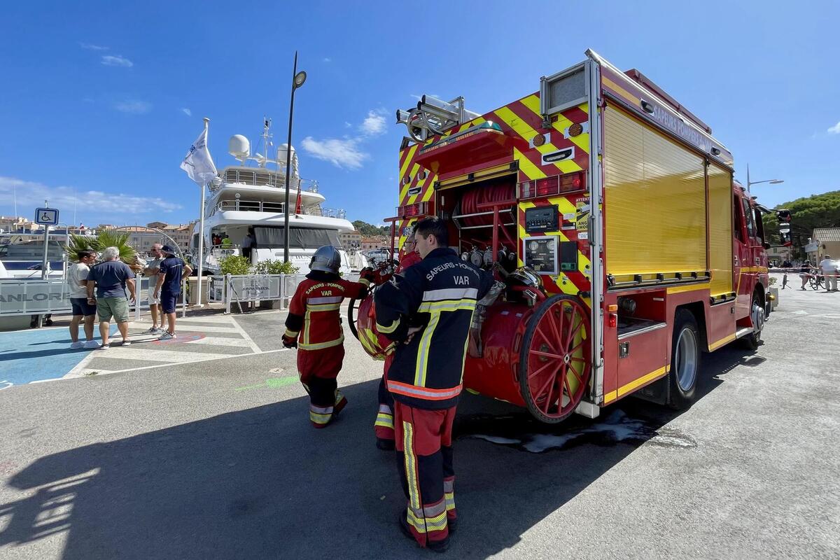 De la fumée suspecte à bord d’un yacht dans le port de Saint-Tropez fait ressurgir le souvenir difficile du Sea Lady II