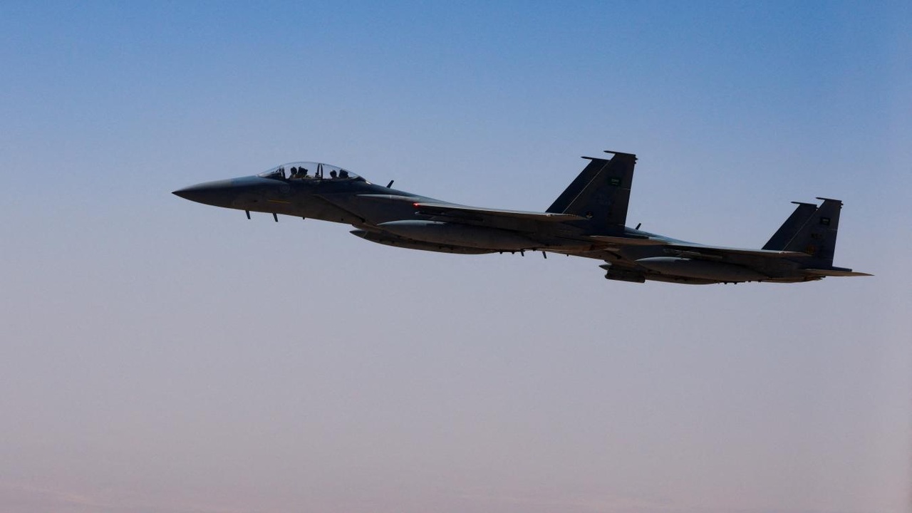 Guerre au Moyen-Orient : un avion militaire italien touché lors d’une attaque contre une base aérienne saoudienne