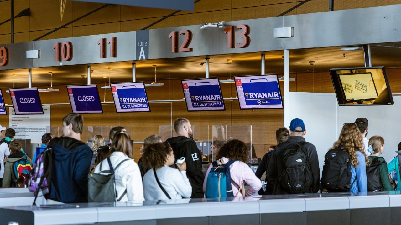 Chaos à l’aéroport de Charleroi : une cinquantaine de vols encore annulés probablement ce samedi