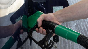 Économie. 2,090 euros le litre : le SP95 à un niveau record depuis le début de la guerre au Moyen-Orient