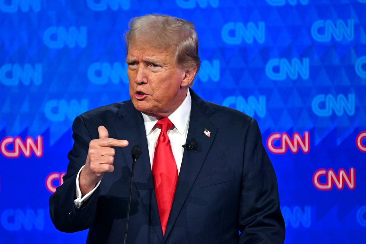 Politique américaine: Trump interdit l’accès de la Maison-Blanche à CNN, MSNOW et Politico