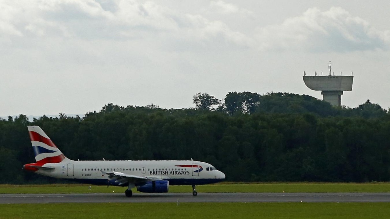 Des drones ont-ils à nouveau perturbé le trafic aérien ? L’aéroport de Luxembourg brièvement interrompu par « mesure de précaution »