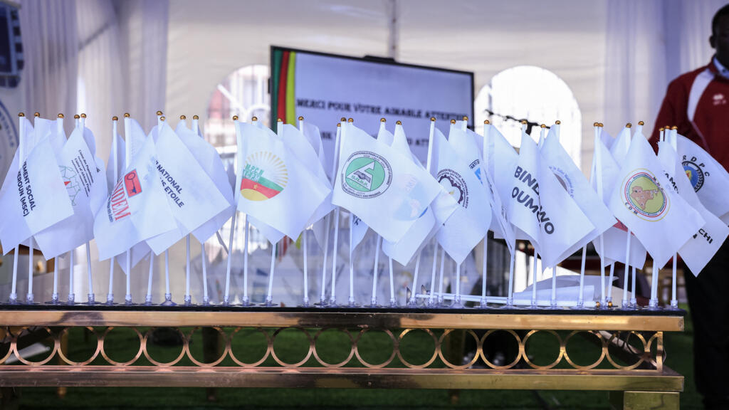 Au Cameroun, les partis politiques en ordre de bataille pour d'hypothétiques élections début 2027