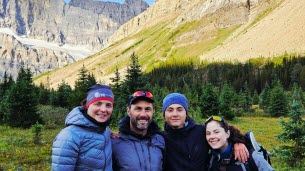Isère. Il s’installe au Canada avec son ex-femme, leurs enfants et leurs nouveaux conjoints