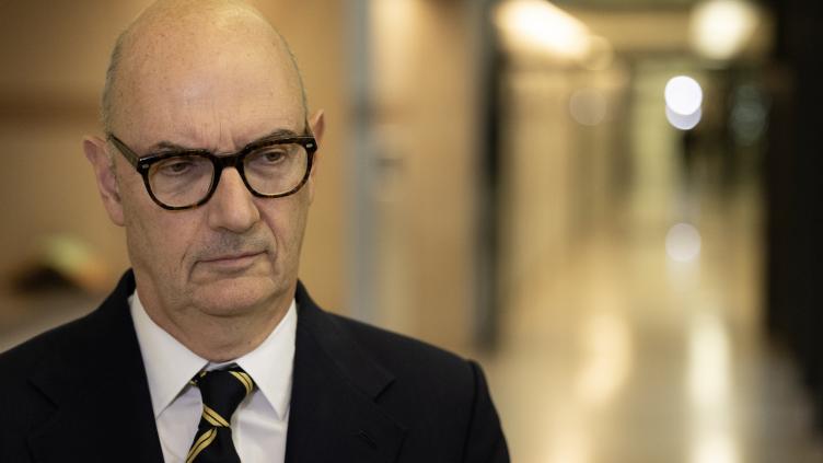 Budget: la dette publique de la France grimpera jusqu'à 121,7% du PIB en 2027, un record