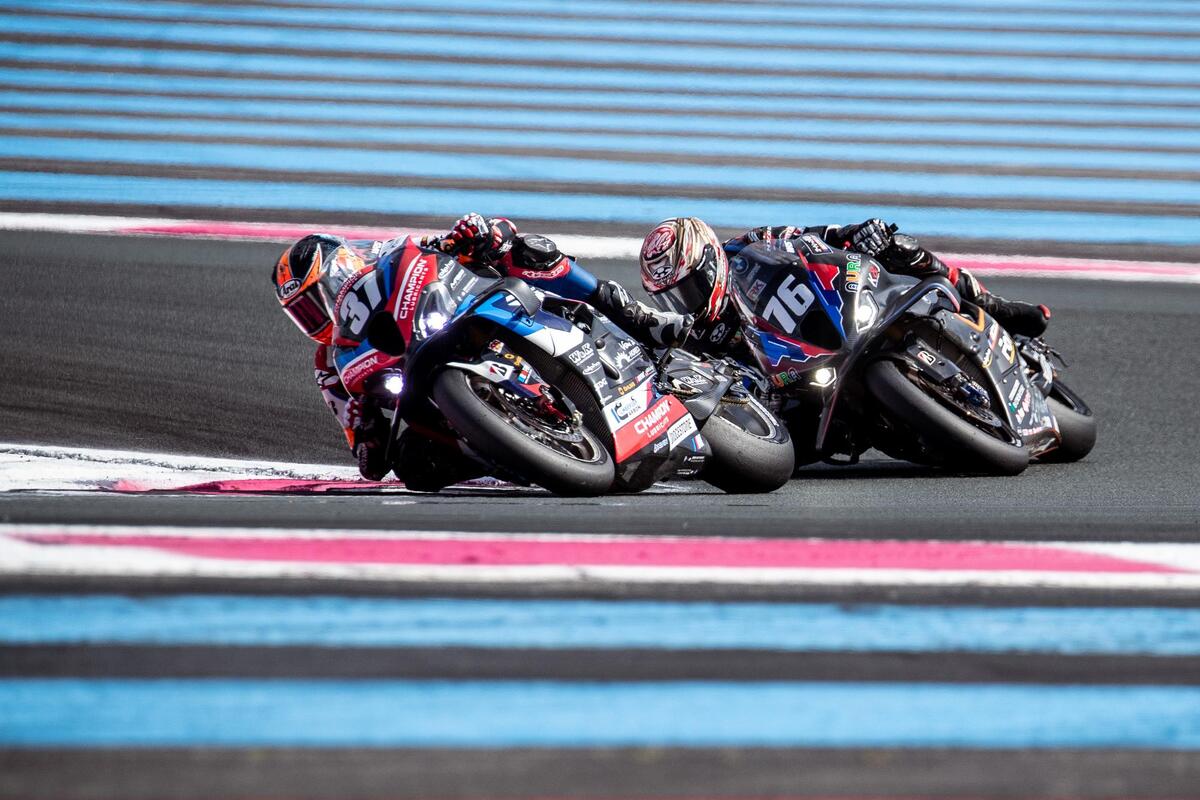 À la tombée de la nuit, BMW mène la danse sur la piste du 89e Bol d’Or au Castellet