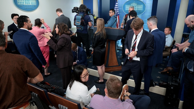 Des journalistes de CNN et d’autres médias interdits d’accès à la Maison-Blanche