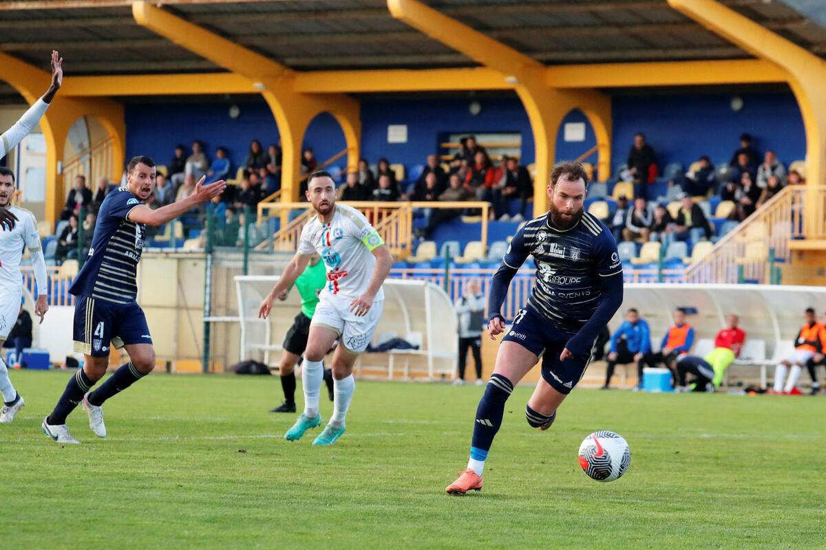 Depuis son départ d’Hyères, Alexis Ebrard a « retrouvé le plaisir du football »