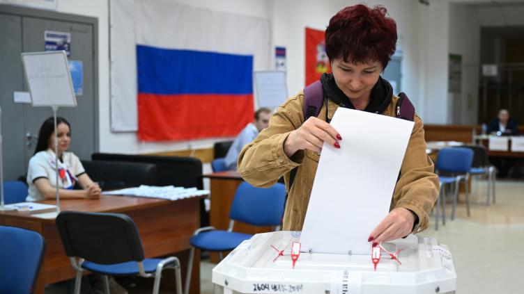 Les Russes aux urnes pour le dernier jour des législatives