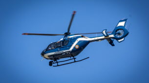 Faits-divers. Un convoi de mariage fait n’importe quoi sur l’A10 : l’hélicoptère de la gendarmerie obligé d’intervenir pour les arrêter