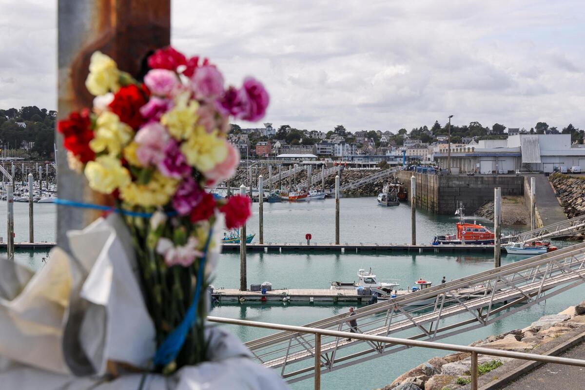 Naufrage d’un chalutier français : les corps des deux marins retrouvés