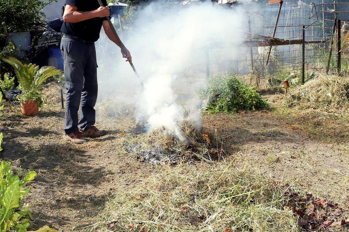 Un écobuage interdit mobilise les sapeurs-pompiers dans l’arrière-pays niçois