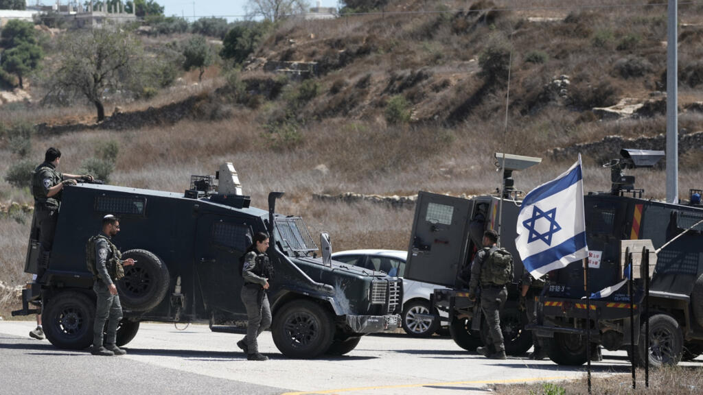 Cisjordanie occupée: un colon israélien tué dans une attaque près de Ramallah, l'armée abat un automobiliste palestinien