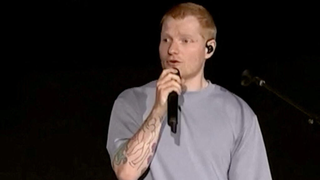 Après la polémique sur l'éviction du rappeur Macklemore de sa tournée, Ed Sheeran dénonce une situation «injustifiable» à Gaza