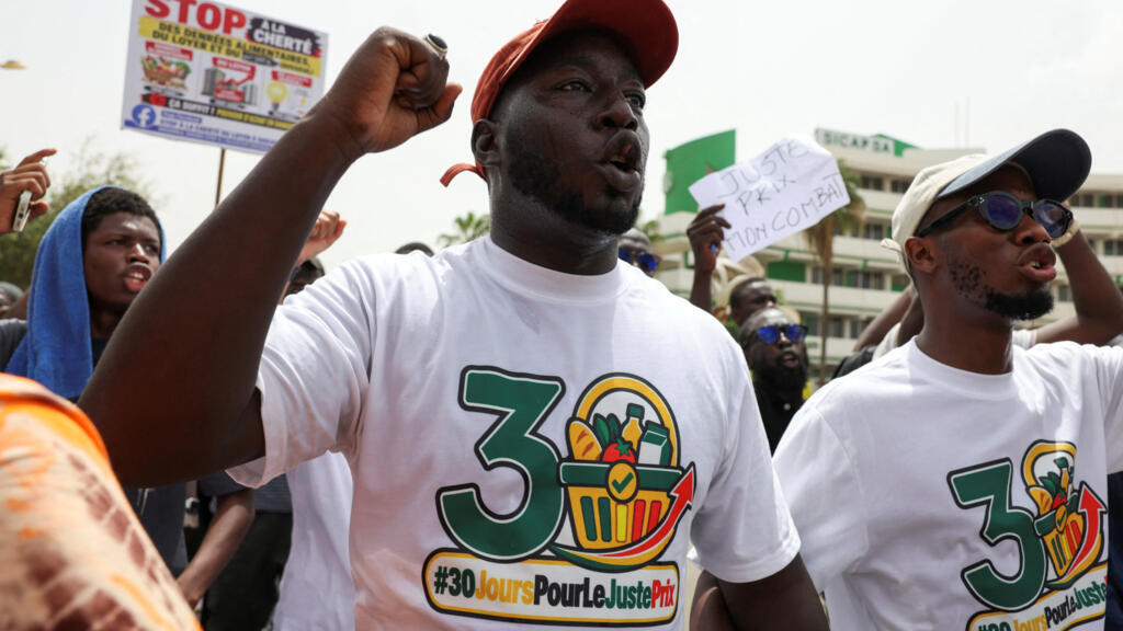 Sénégal: à Dakar, des centaines de personnes ont manifesté contre la vie chère
