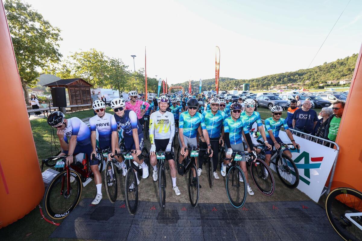 300 coureurs, Richard Virenque, Laurent Brochard et un pilote de Formule 1 au départ de la deuxième édition de la Cyclo du Tour des Alpes-Maritimes à Levens