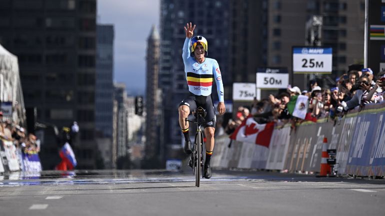 Remco Evenepoel entre dans l’histoire avec un 4e sacre mondial consécutif du contre-la-montre