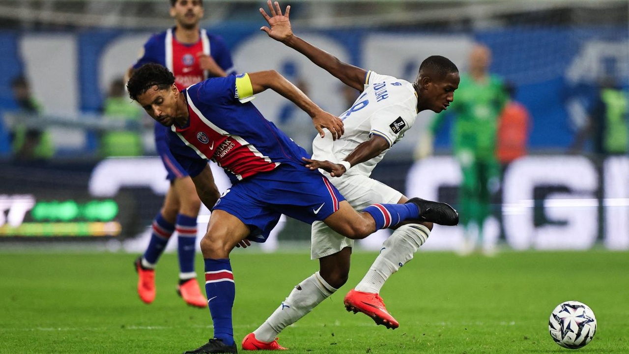 Ligue 1 : Le PSG s’impose face à Marseille en fin de match, Mika Godts joue 10 minutes (1-2)