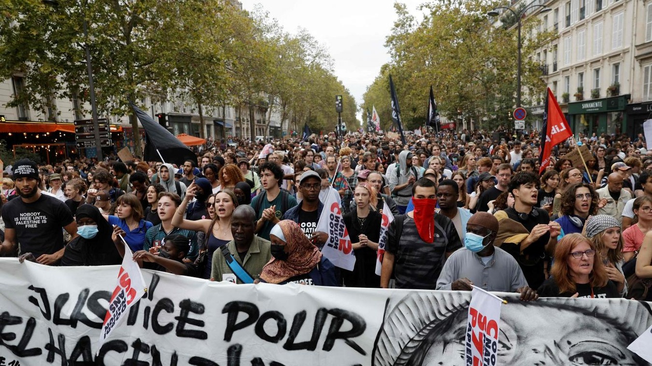« Permis de tuer » : manifestations en France contre une loi sur l’usage des armes par les forces de l’ordre (photos)