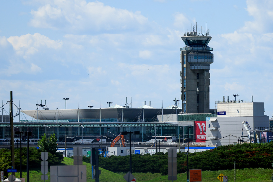Aéroport Montréal-Trudeau | Un employé de l’aéroport Montréal-Trudeau happé par une camionnette