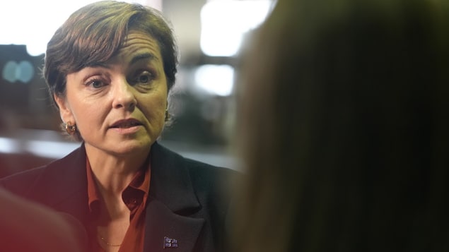 La Vérif : non, la CAQ n’a pas embauché 100 000 enseignants de plus