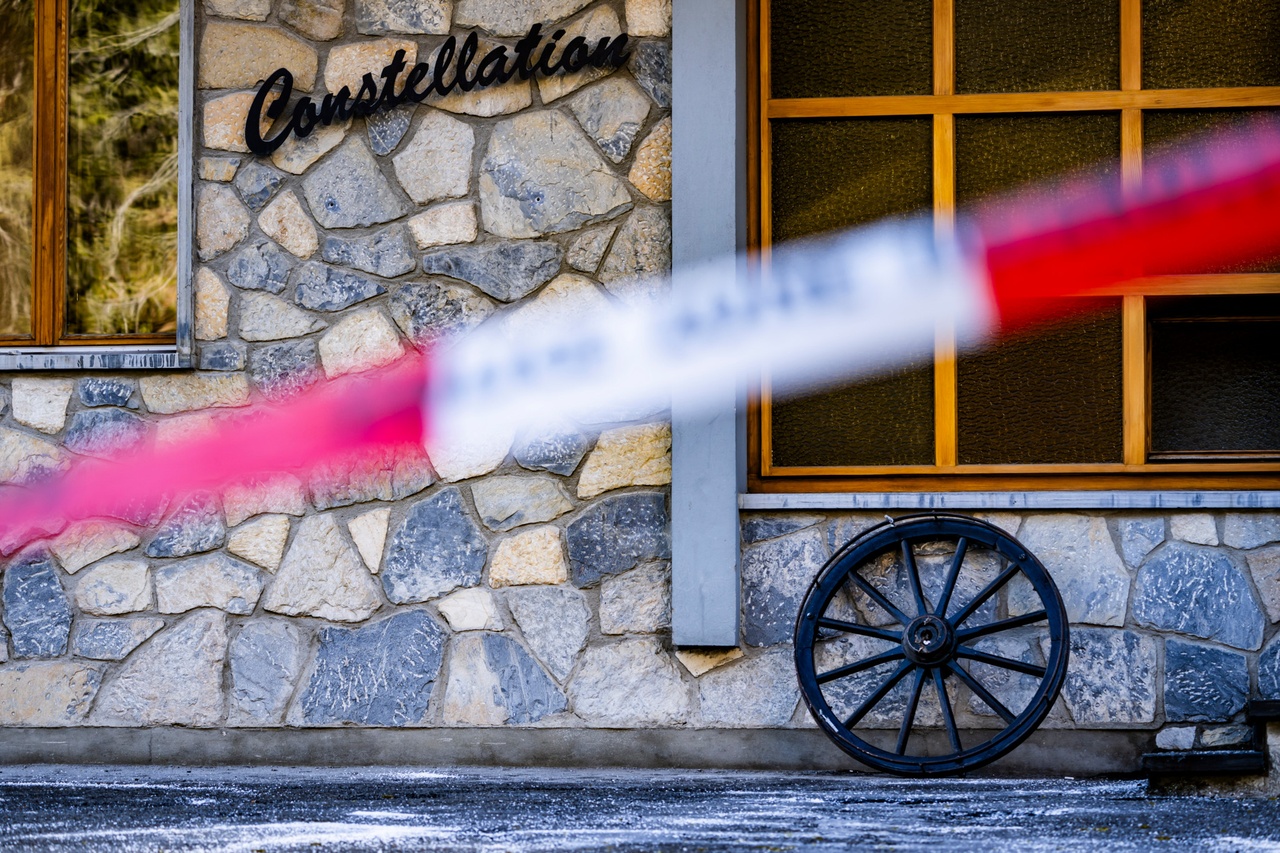 Drame de Crans-Montana: Un courriel embarrassant d’une ex-élue fait rebondir l’enquête
