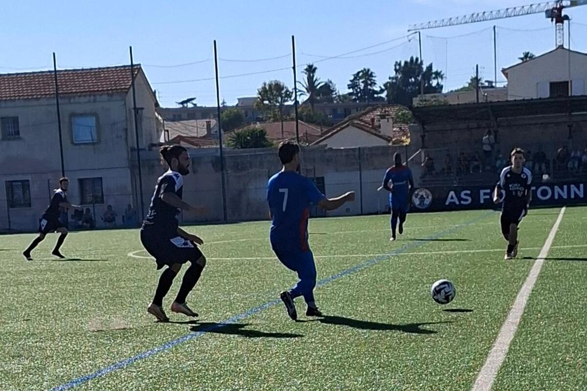 « Les petites erreurs se paient cash » : en Régional 3, l’AS Fontonne, rejointe en fin de match, laisse filer deux points