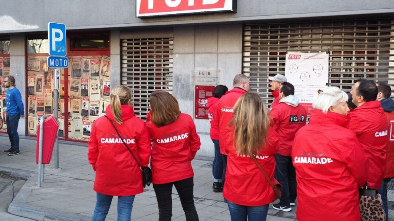 « La colère monte » : un syndicat menace d’importantes mobilisations face à l’absence de mesures du gouvernement contre la hausse des prix des carburants