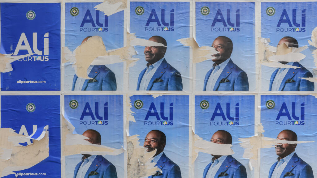 Gabon: l'ancien président Ali Bongo se défend publiquement dans l'affaire des biens mal acquis