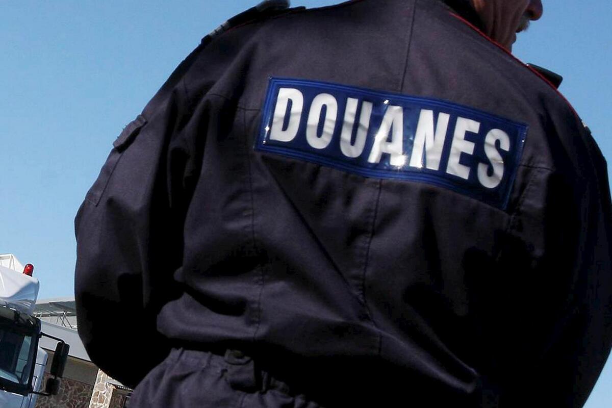 Un cadavre découvert ce lundi après-midi dans un véhicule lors d’un contrôle douanier sur une aire d’autoroute de l’A8 à Brignoles