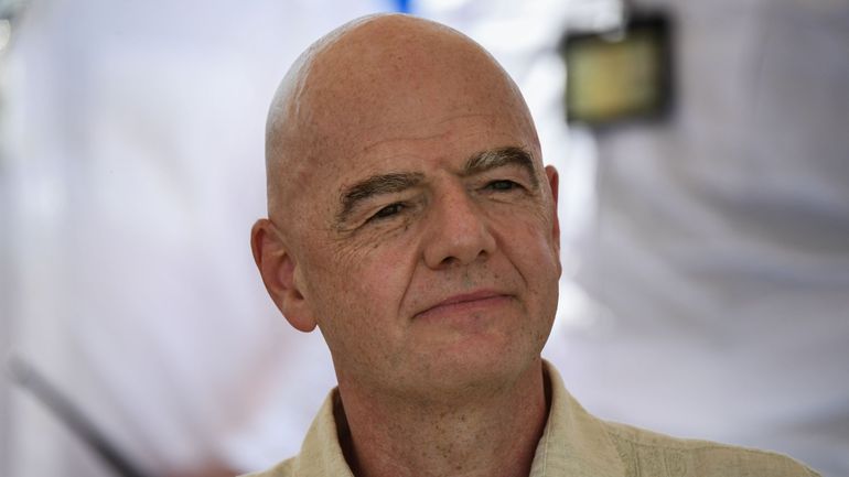 Gianni Infantino propose de consulter les fédérations pour réformer la gouvernance de la FIFA