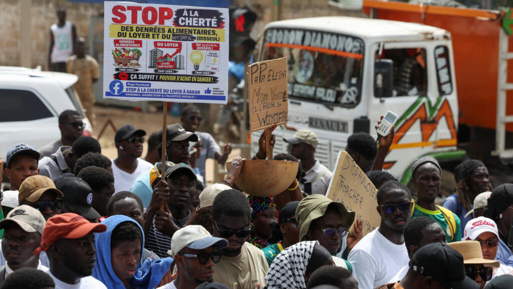 Sénégal: après la manifestation à Dakar, la campagne contre la vie chère grandit sur les réseaux sociaux