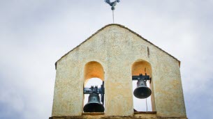 Religion. Pourquoi les cloches de toutes les églises de France vont sonner pendant 7 minutes ce vendredi