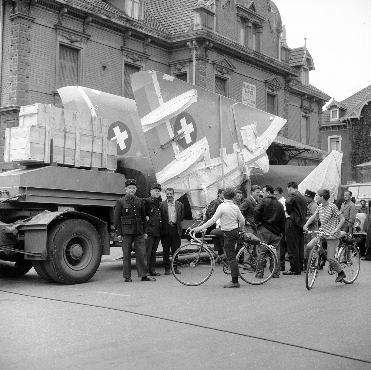 Les archives du mardi – 22 septembre 1966: L’achat du nouvel avion de combat tourne à la déroute