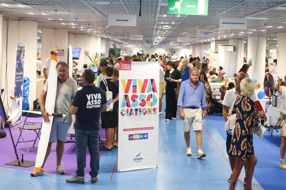 « Ça permet de se faire connaître auprès du grand public » : à Cannes, l’enjeu du forum Viva Associations pour les structures les plus modestes