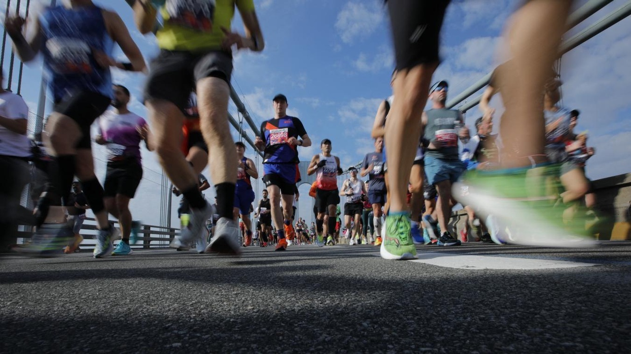 « On a tout fait, on n’a pas pu le réanimer » : un marathon interrompu après le décès d’un participant et plusieurs malaises graves