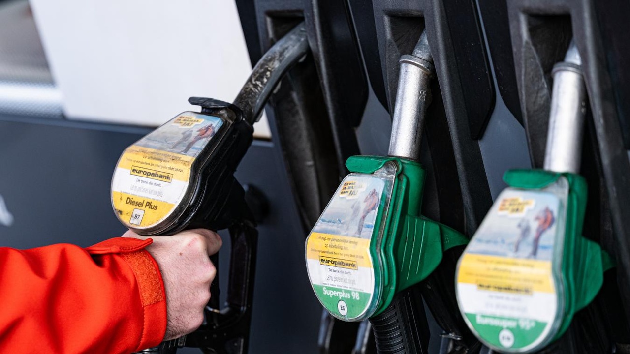 Une nouvelle qui va faire du bien au portefeuille de milliers de Belges : le prix du diesel en baisse… « mais cela reste toujours un niveau très élevé »
