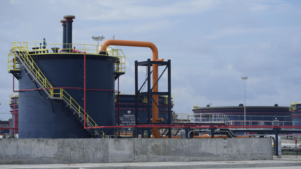 Nigeria: la méga-raffinerie Dangote bientôt cotée en bourse pour financer un doublement de sa production