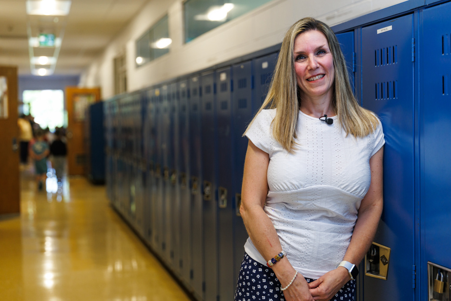 Portrait | Yolaine, secrétaire et « vedette » de l’école