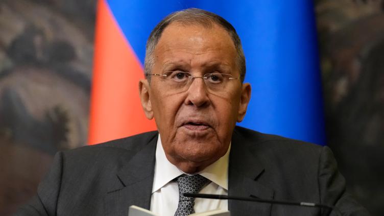 Guerre en Ukraine: la Russie accuse l'Allemagne de vouloir déclencher "le début d'une véritable guerre"