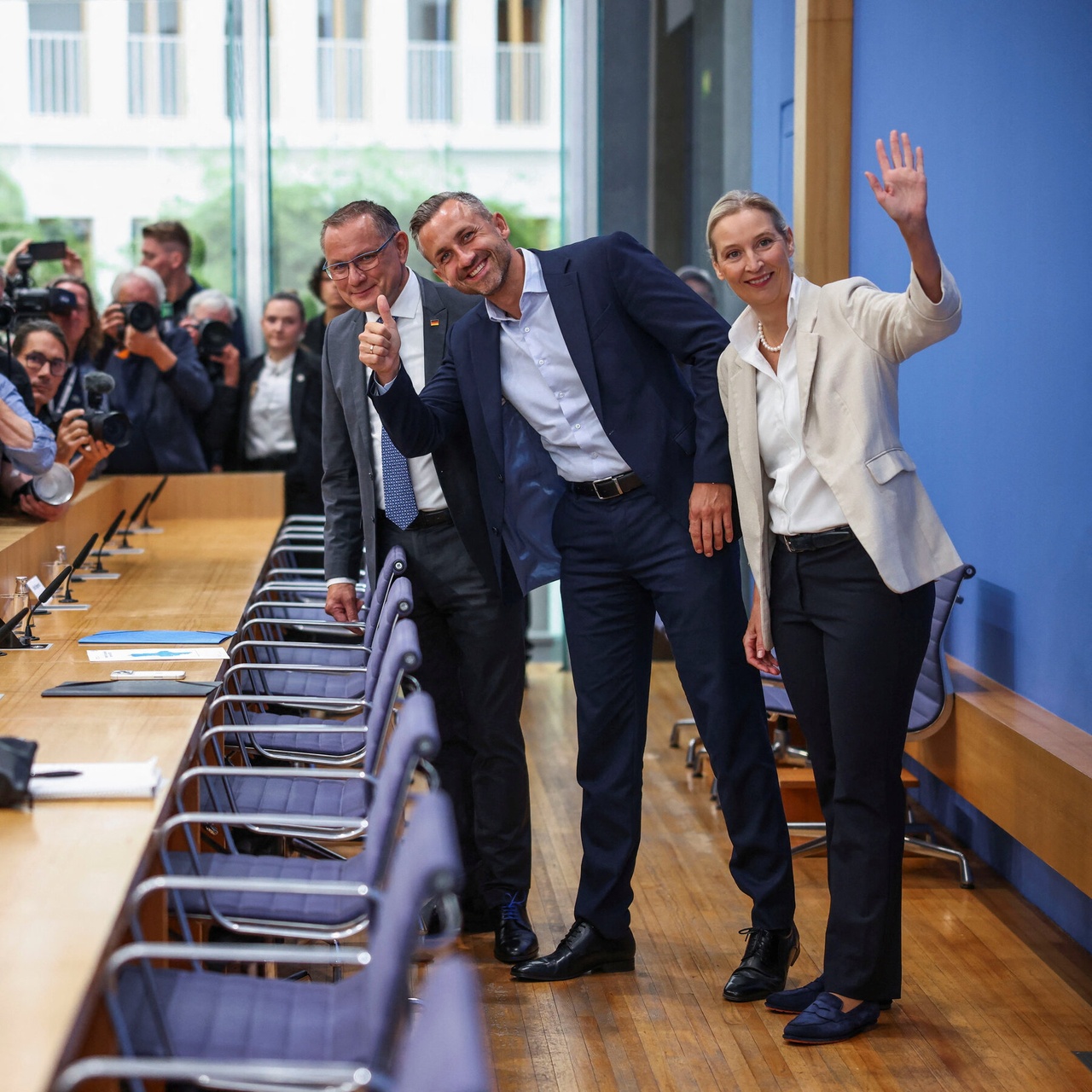 After Victory in German State, Far Right Needs Help to Take Power