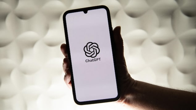 ChatGPT s’appuie sur un site web généré par l’IA pour conseiller les électeurs québécois