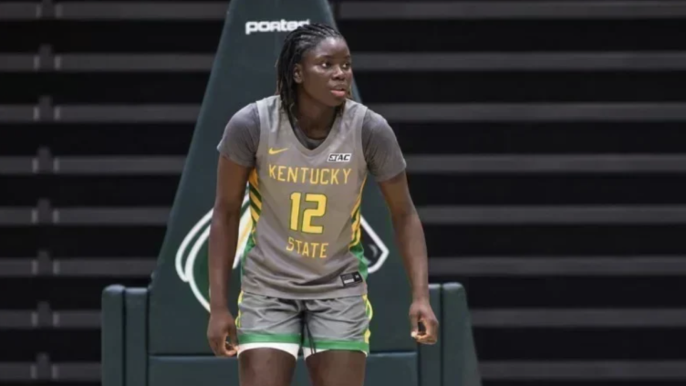 "Je prie pour qu'elle reçoive des soins": la basketteuse sénégalaise, Aminata Seck, détenue par ICE aux États-Unis depuis un mois