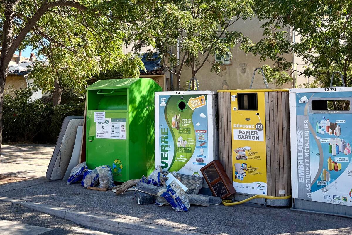 « On nous a mis en difficulté financière » : à Toulon, la société chargée de collecter le textile explique pourquoi elle a suspendu ses tournées