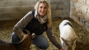 Télévision. L'Amour est dans le pré : ce qu'il faut savoir sur Justine, la candidate originaire de Grenoble